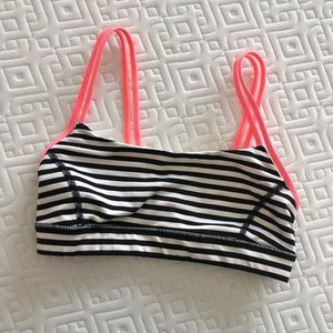 Lululemon sports bra